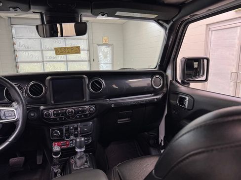 Used 2023 Jeep Wrangler Unlimited Rubicon 392 w/ Trailer Tow Package AWD/4WD image 22