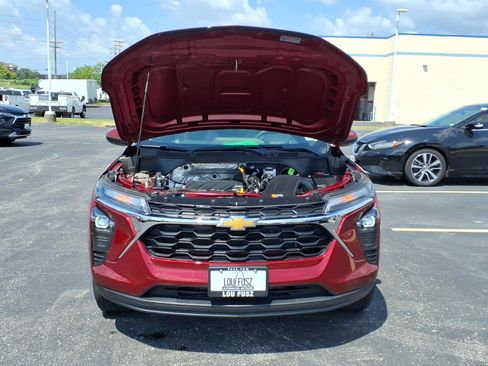 Used 2025 Chevrolet Trax LS w/ LS Convenience Package FWD image 27