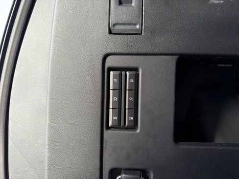 Used 2024 Ford Expedition Max XLT image 44