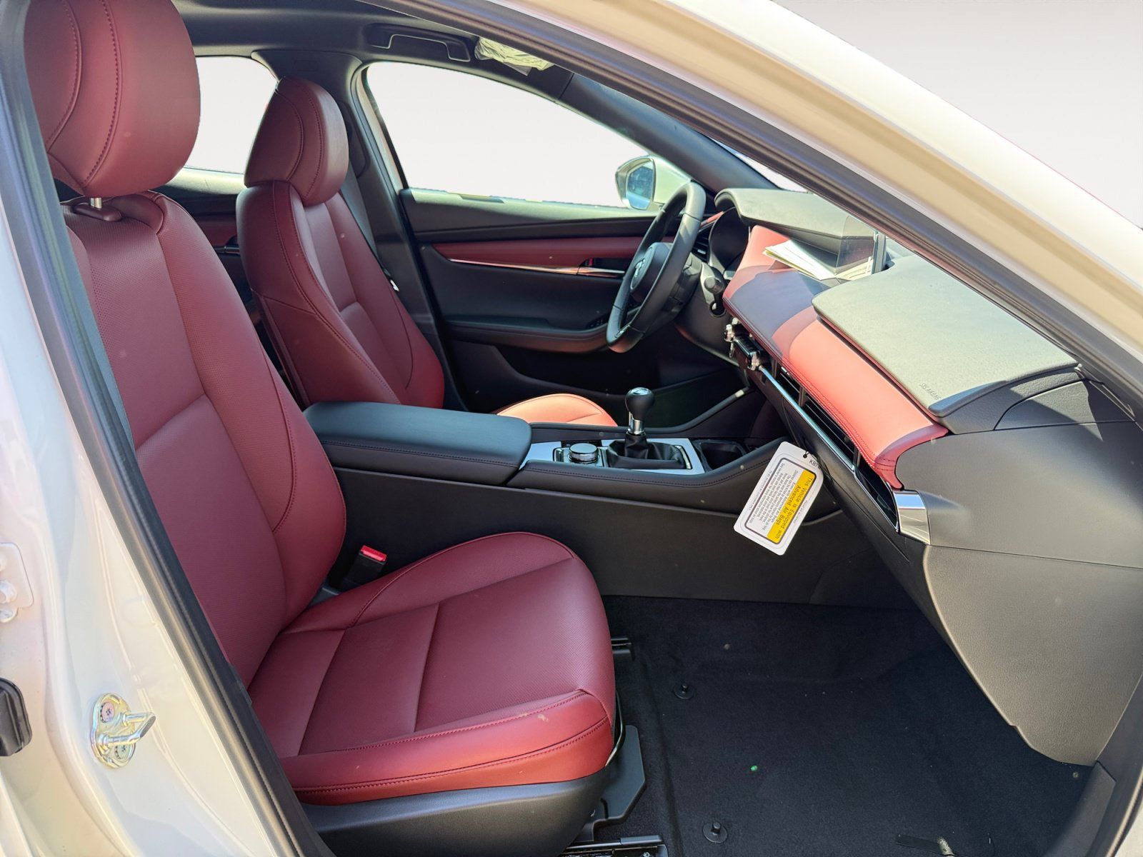 New 2026 MAZDA MAZDA3 2.5 S Hatchback w/ Premium Pkg FWD image 19