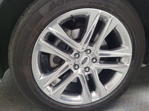 Used 2017 Ford Explorer Limited w/ Equipment Group 301A image 31