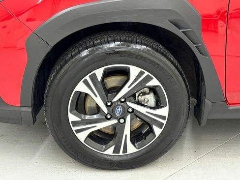 Used 2024 Subaru Crosstrek 2.0i Premium image 10