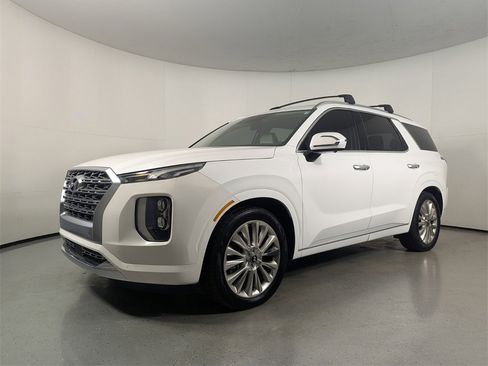 Used 2020 Hyundai Palisade Limited image 3