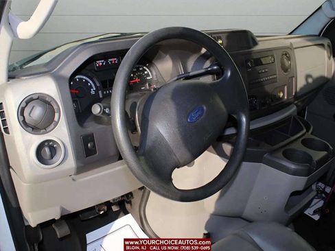 Used 2011 Ford E-450 and Econoline 450 Super Duty image 17