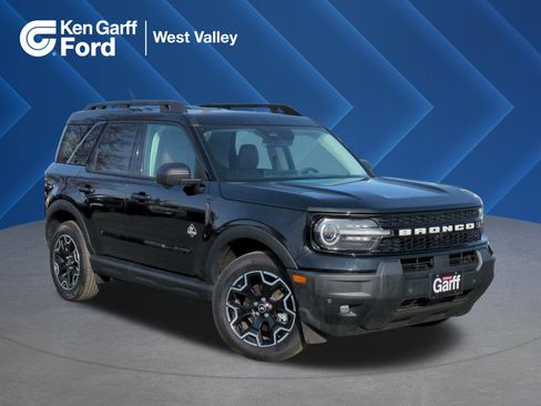 Used 2025 Ford Bronco Sport Outer Banks w/ Outer Banks Tech Package+ image 1