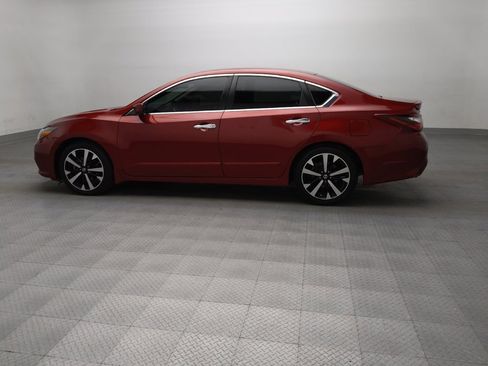 Used 2018 Nissan Altima 2.5 SR FWD image 3