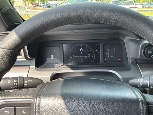 Used 2024 Toyota Tacoma SR5 AWD/4WD image 21