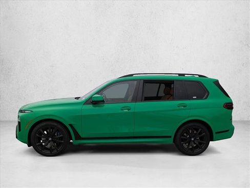 Used 2025 BMW X7 xDrive40i w/ M Sport Package AWD/4WD image 8