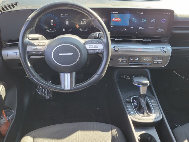 Used 2024 Hyundai Kona SEL FWD image 6