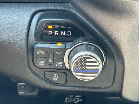 Used 2019 RAM 1500 Big Horn AWD/4WD image 6