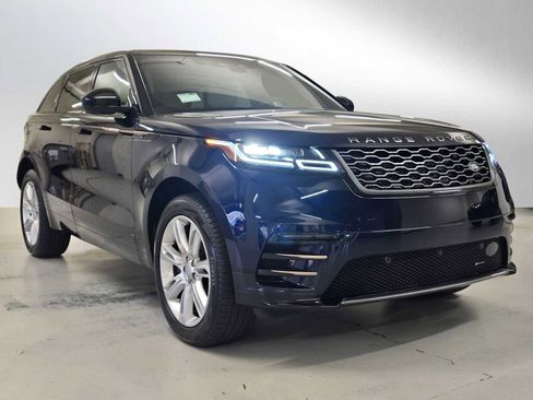 Certified 2023 Land Rover Range Rover Velar R-Dynamic S image 7