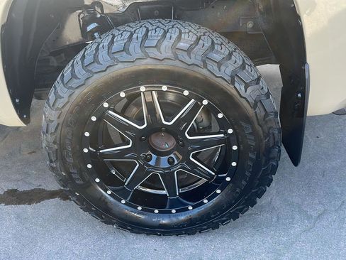 Certified 2019 Toyota Tundra SR5 image 11