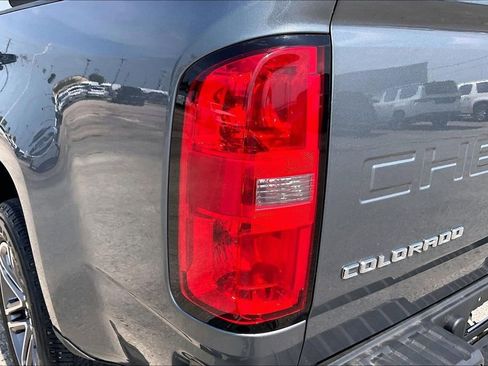Used 2022 Chevrolet Colorado W/T w/ Custom Special Edition RWD image 20