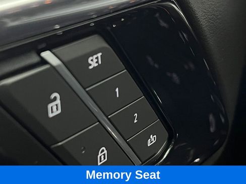 Used 2025 Chevrolet Suburban RST w/ Comfort Package AWD/4WD image 18
