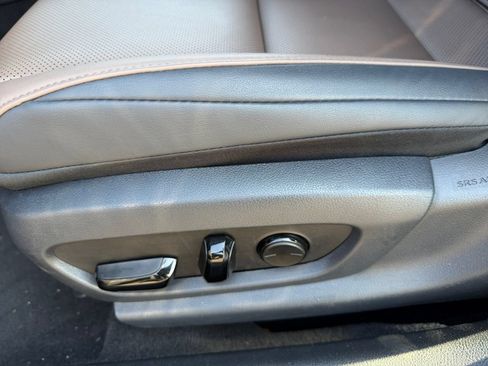 Used 2023 Lexus ES 350 w/ Accessory Package (Z2) FWD image 17