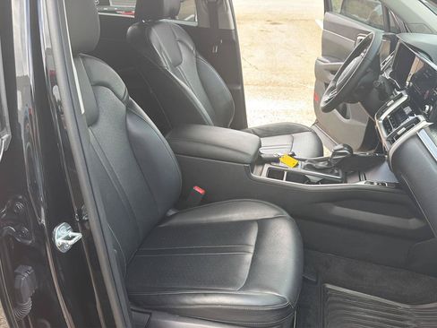 Used 2023 Kia Sorento S w/ Panoramic Sunroof Package FWD image 19
