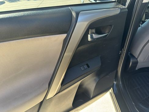 Used 2015 Toyota RAV4 XLE image 11