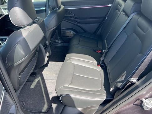 New 2025 Jeep Wagoneer S Limited w/ Comfort Package image 18