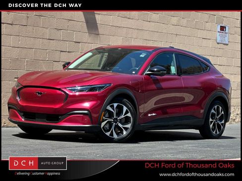 Certified 2025 Ford Mustang Mach-E Select w/ Comfort Package Lite AWD/4WD image 1