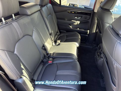 Certified 2025 Honda Pilot EX-L image 12