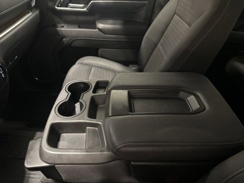 Used 2023 GMC Sierra 1500 SLE image 27