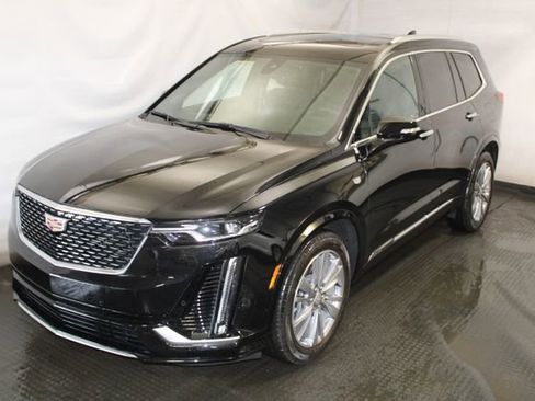 Used 2024 Cadillac XT6 Premium Luxury w/ LPO, Floor Liner Package FWD image 1