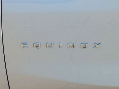 Used 2022 Chevrolet Equinox LT w/ LPO, Floor Liner Package image 12