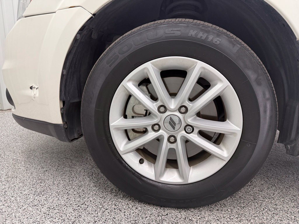 Used 2018 Dodge Journey SXT w/ Premium Group FWD image 9