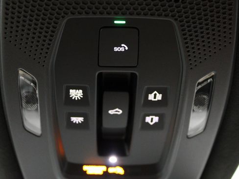 New 2025 Porsche Cayenne GTS image 35