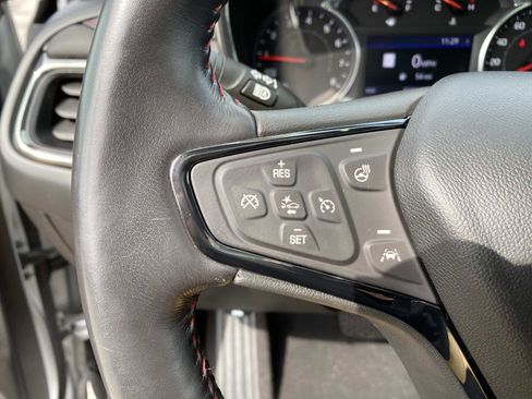 Used 2022 Chevrolet Equinox RS w/ RS Leather Package image 17