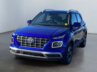 New 2024 Hyundai Venue Limited video 1