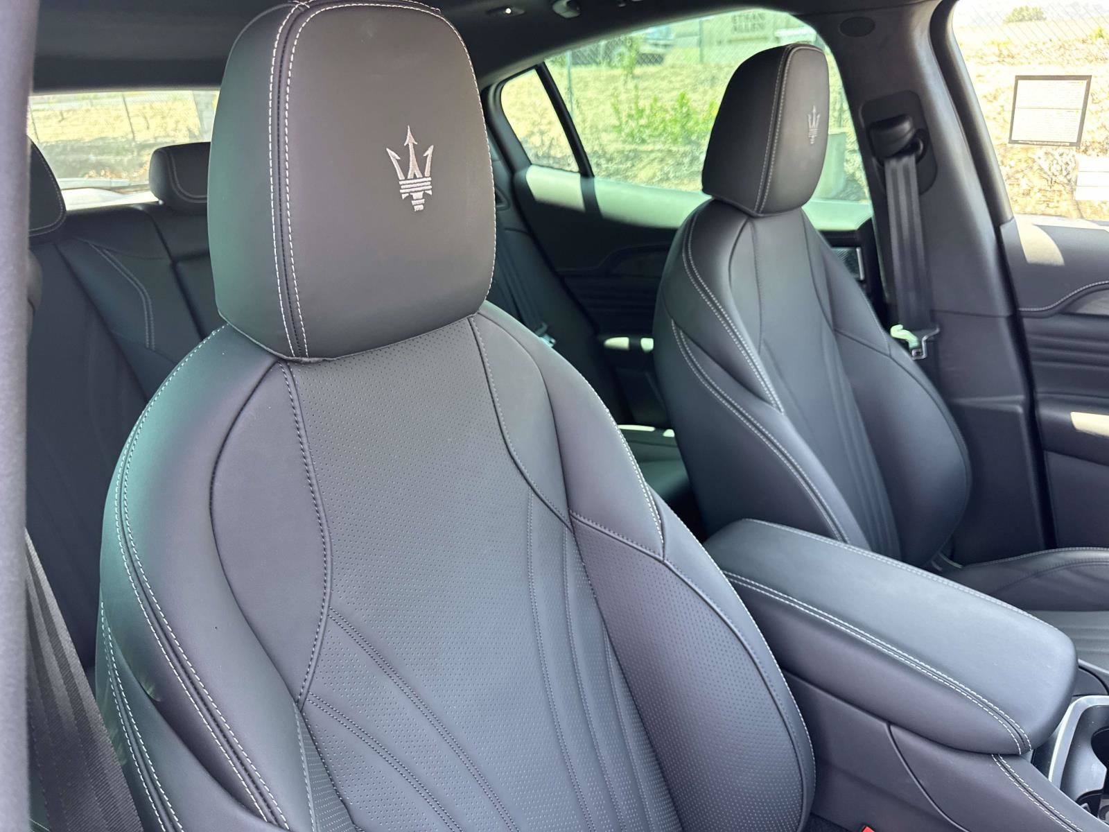 Used 2025 Maserati Grecale Modena AWD/4WD image 29