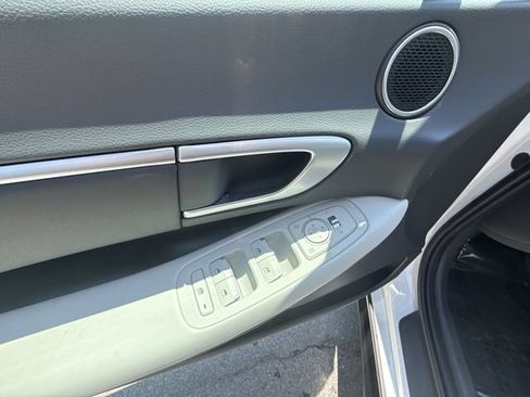 Certified 2024 Hyundai Sonata SEL FWD image 13