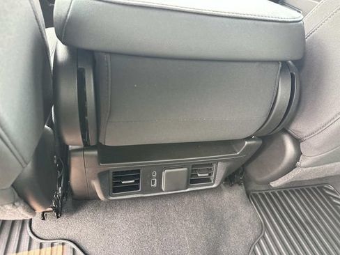 Certified 2024 Chevrolet Silverado 1500 LT AWD/4WD image 22