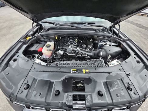 Used 2024 Jeep Grand Cherokee L Laredo image 25