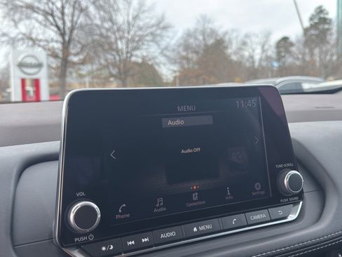 Certified 2023 Nissan Rogue S image 23