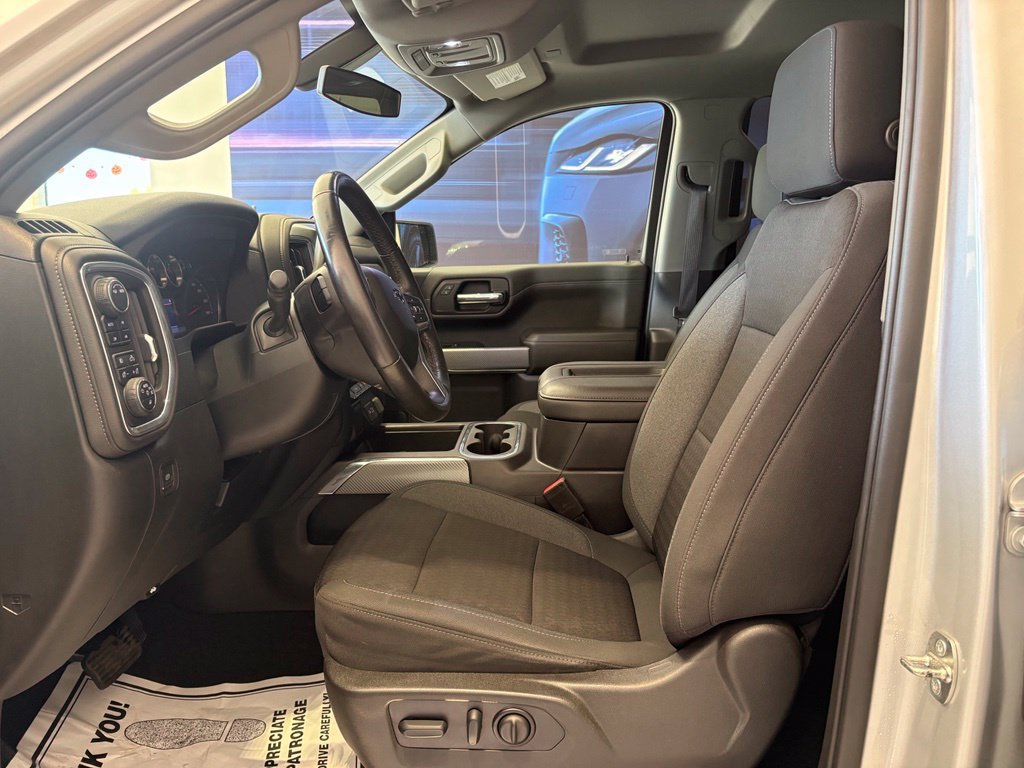 Used 2022 Chevrolet Silverado 1500 LT Trail Boss w/ Safety Package AWD/4WD image 10
