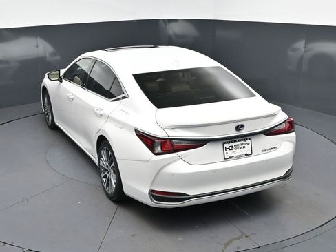 Used 2021 Lexus ES 300h w/ Premium Package FWD image 33