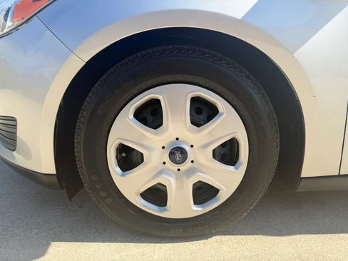 Used 2016 Ford Focus S FWD image 32