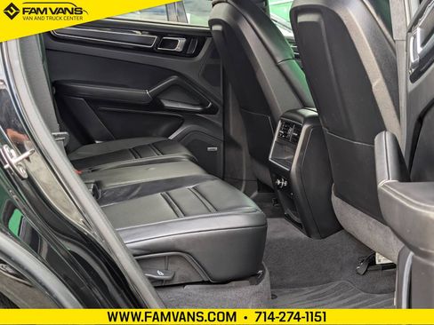 Used 2023 Porsche Cayenne GTS image 18