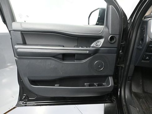 Used 2024 Ford Expedition Max XLT AWD/4WD image 20