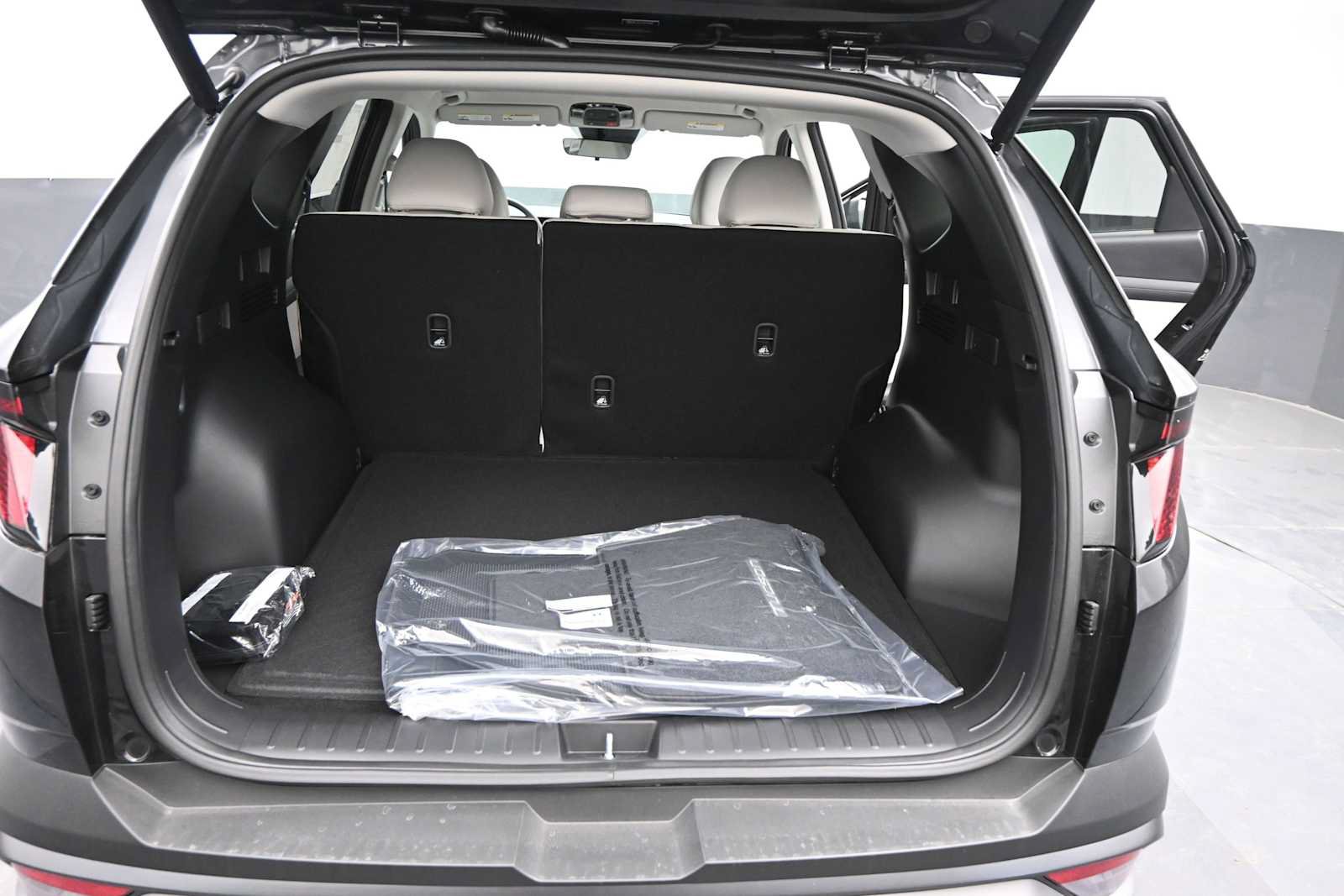 New 2026 Hyundai Tucson SEL Plus AWD/4WD image 14