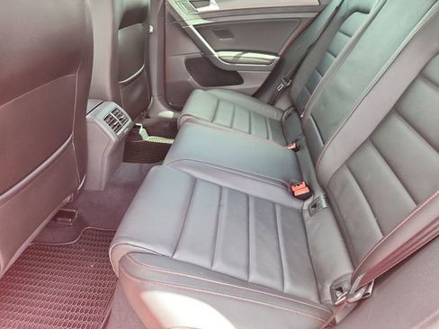 Used 2018 Volkswagen GTI SE w/ SE Leather Package image 24