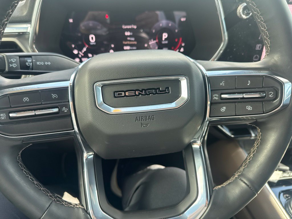 Used 2025 GMC Canyon Denali AWD/4WD image 17