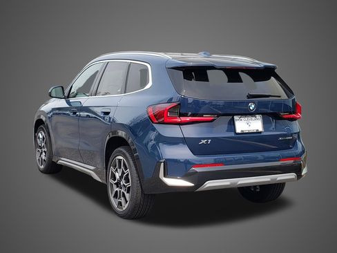 New 2026 BMW X1 xDrive28i AWD/4WD image 7