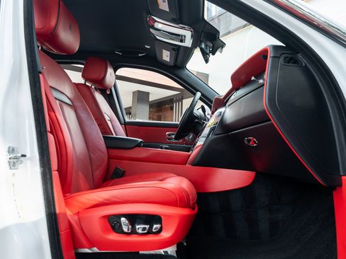 Certified 2023 Rolls-Royce Cullinan image 53