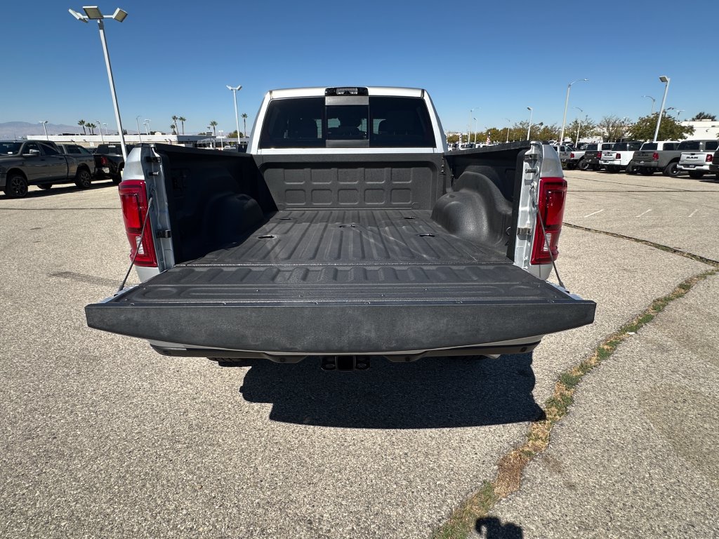 New 2026 RAM 2500 Big Horn AWD/4WD image 18