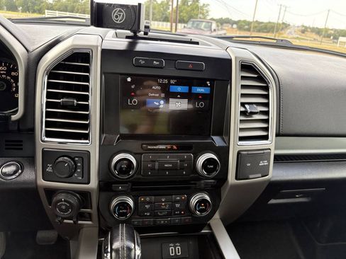 Used 2016 Ford F150 Lariat w/ Equipment Group 502A Luxury AWD/4WD image 20