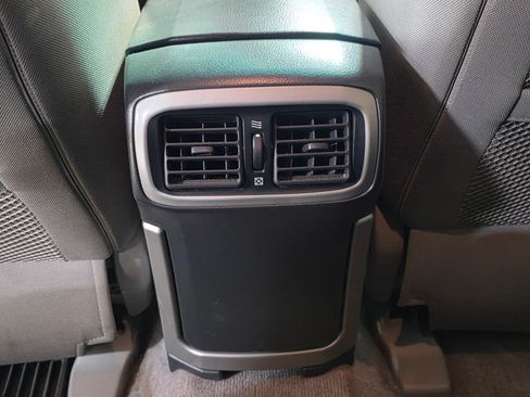 Used 2006 Toyota 4Runner SR5 AWD/4WD image 12