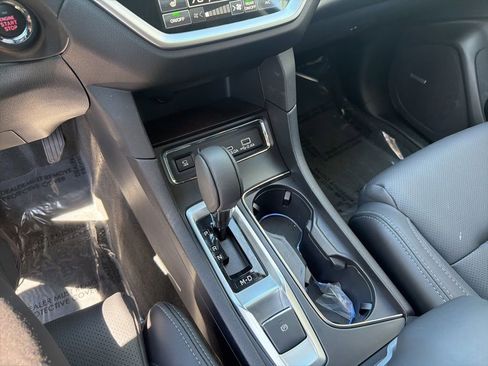 Used 2025 Subaru Ascent Limited image 19